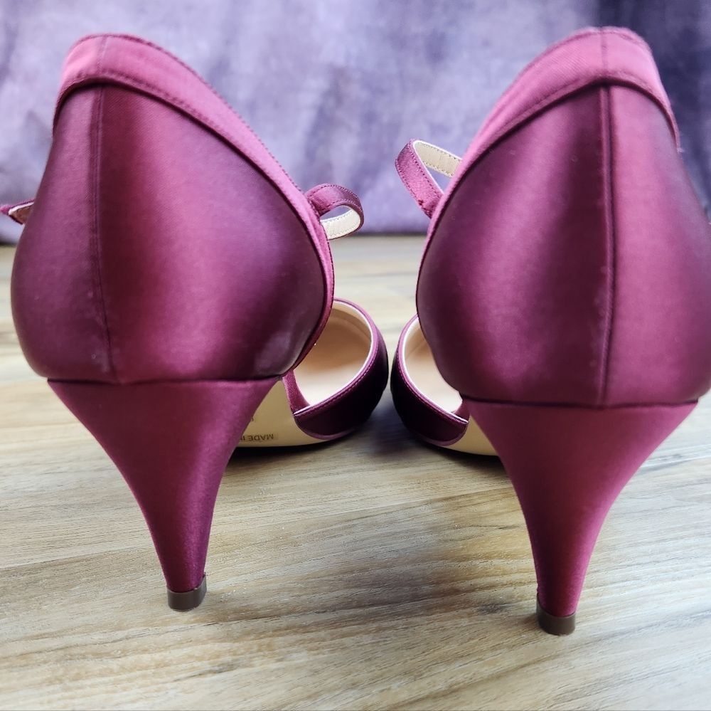 ☔️🩵NWOB Burgundy Satin Ankle Strap Kitten Heel Shoes Size 8 - Picture 7 of 14